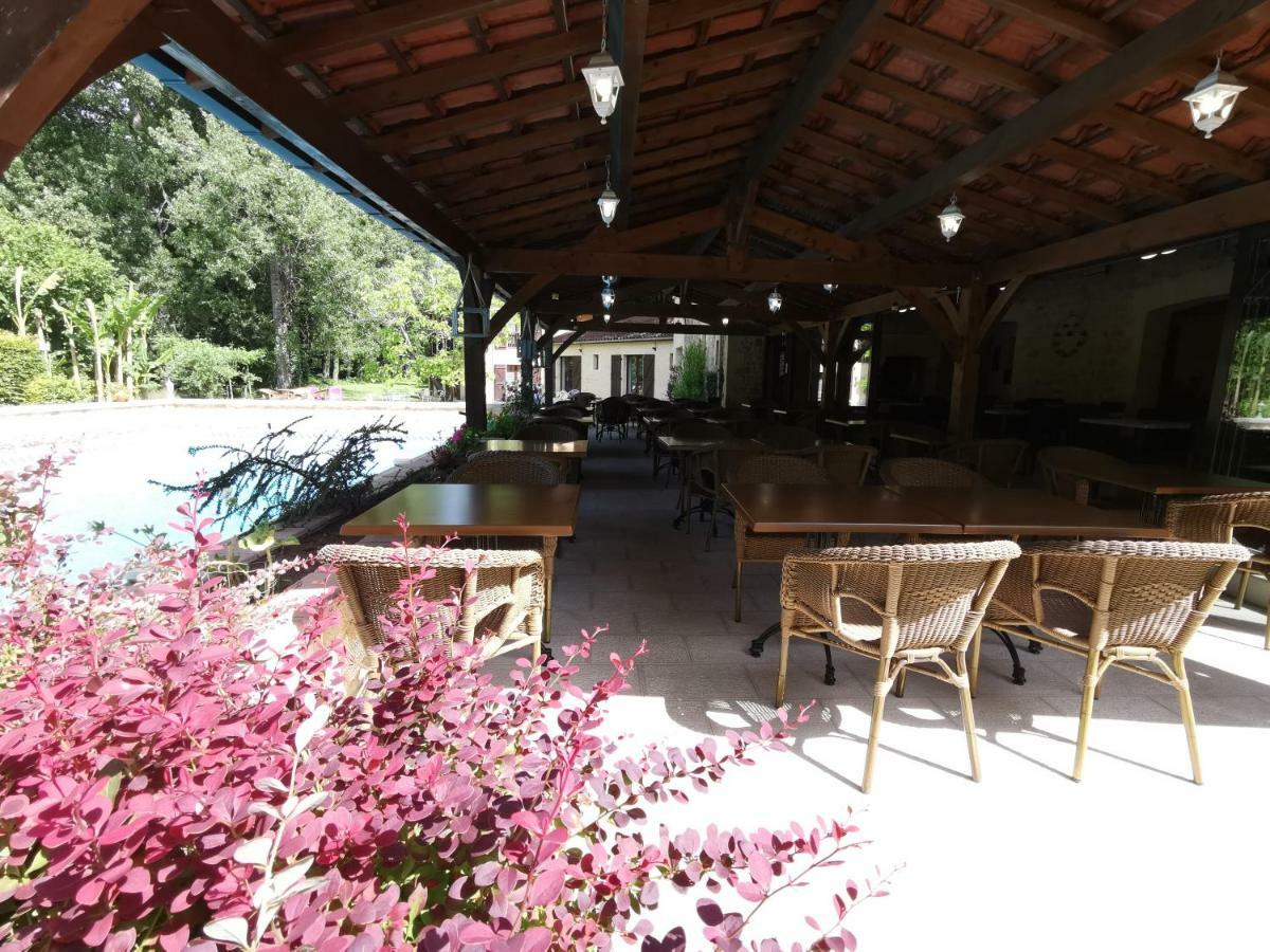 Hotel Le Relais Du Touron Carsac-Aillac Exterior photo
